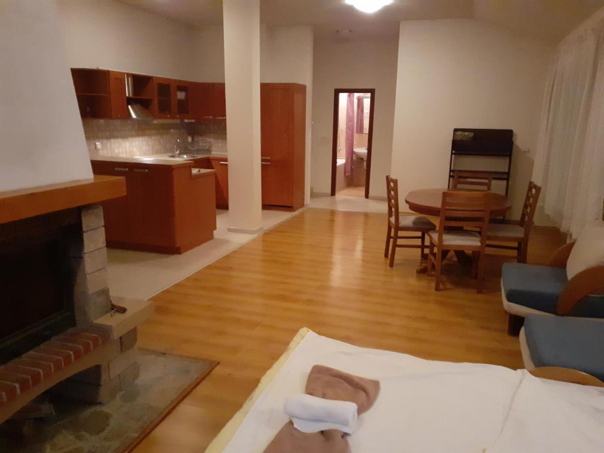Edelweiss Inn Aparthotel Банско Экстерьер фото