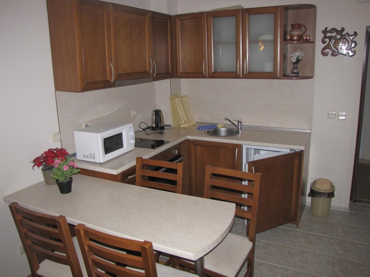 Edelweiss Inn Aparthotel Банско Экстерьер фото