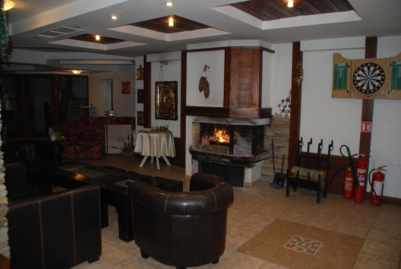 Edelweiss Inn Aparthotel Банско Экстерьер фото