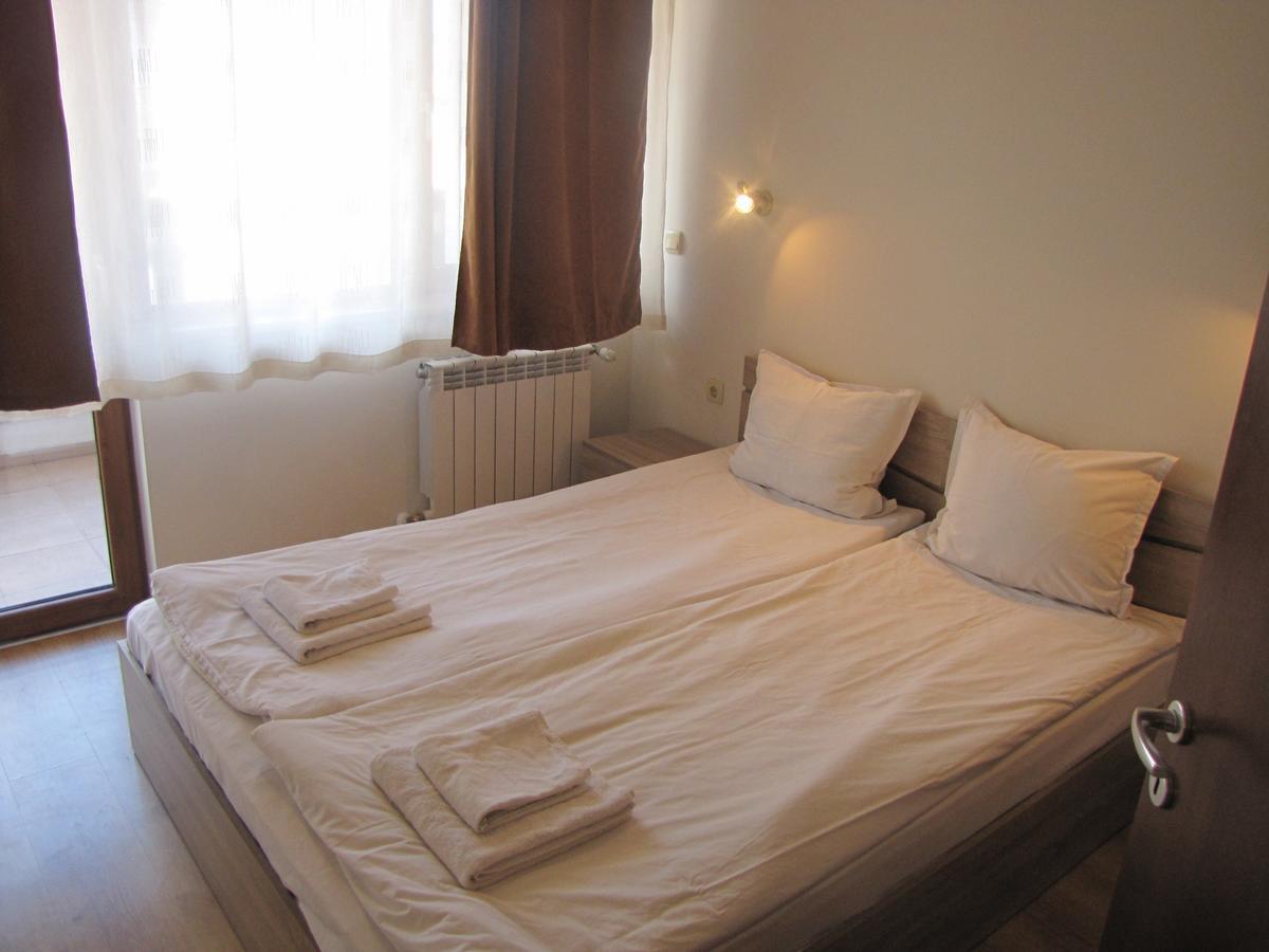 Edelweiss Inn Aparthotel Банско Экстерьер фото